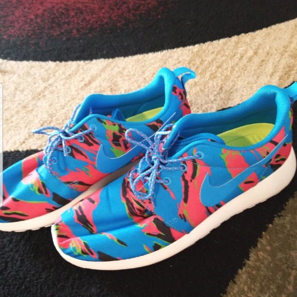 Nike Other - Nike Roshe Run GPX